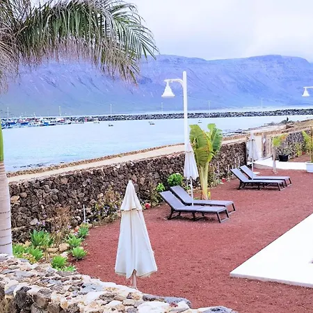 Evita Beach Suites Exclusivas Caleta de Sebo Exterior photo
